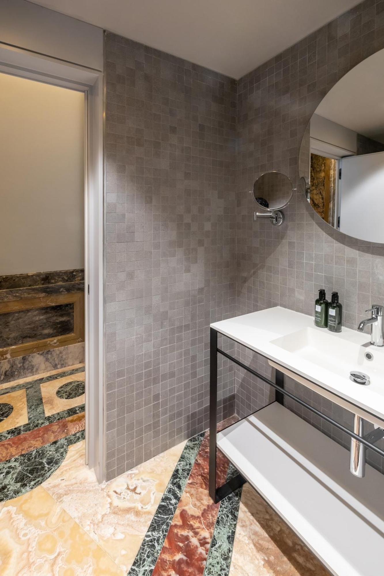 Mercer Residences Sevilla Extérieur photo